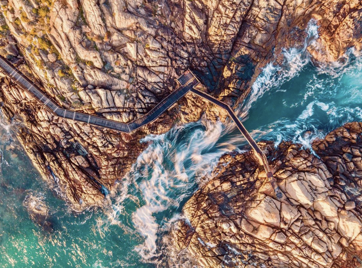 Sunrise at Canal Rocks. Image c/o @juliet.romeo.kilo Instagram